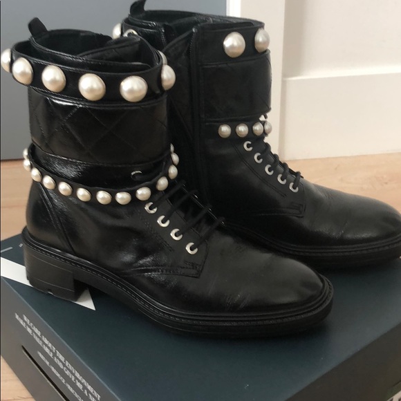 Zara Shoes - Zara Pearl Combat boots